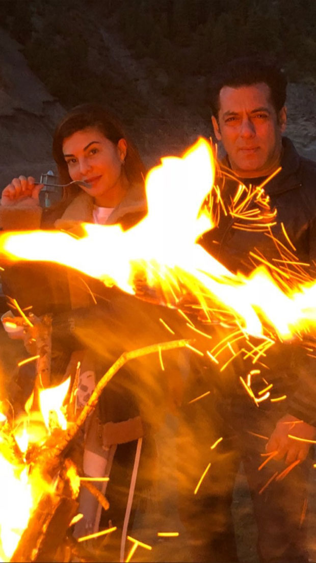 Race 3 Salman Khan and Jacqueline Fernandez enjoy bonfire in Kashmir 