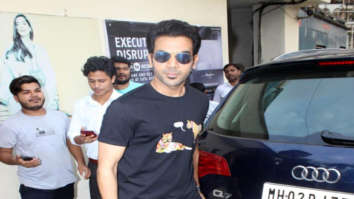 Rajkummar Rao and Patralekha spotted at PVR, Juhu