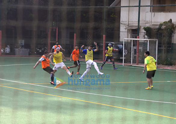 Ranbir Kapoor, Abhishek Bachchan and others snapped during a football match Ranbir Kapoor, Abhishek Bachchan and others snapped during a football match