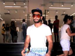 Ranveer Singh snapped at Maple shop in Bandra