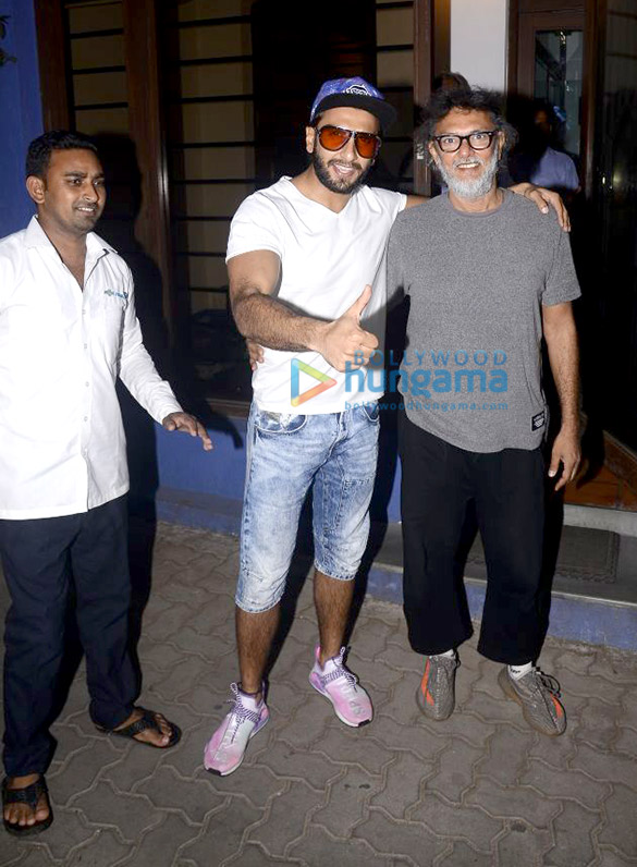 ranveer singh snapped at rakeysh omprakash mehras office 5