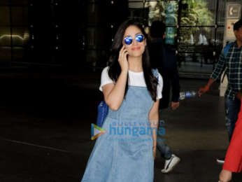 Akshay Kumar, Raveena Tandon and Suniel Shetty snapped at the airport