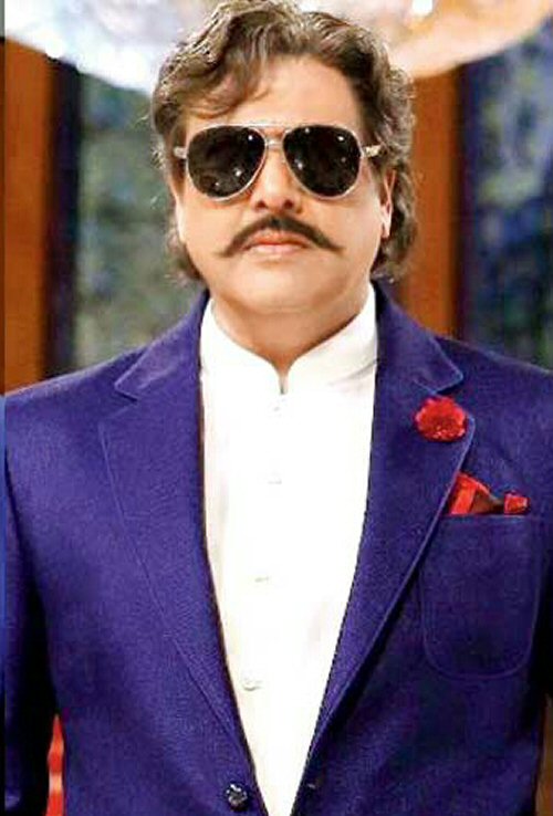 SNEAK PEEK: First look of Govinda as Vijay Mallya and Baba Ramdev in Rangeela Raja SNEAK PEEK: First look of Govinda as Vijay Mallya and Baba Ramdev in Rangeela Raja