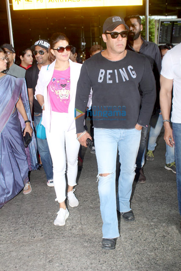 salman khan jacqueline fernandez sunny leone and others snapped at the airport 4