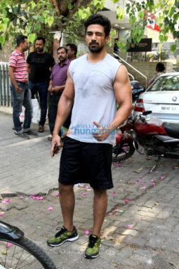 Saqib Saleem spotted at the gym