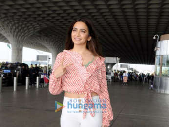 Shama Sikander, Nushrat Bharucha and others snapped at the airport