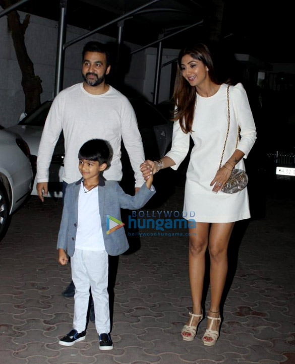 shilpa shetty snapped with her family at her sons birthday celebrations 6