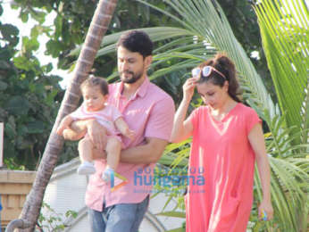 Soha Ali Khan and Kunal Khemu at Amrita Arora's house