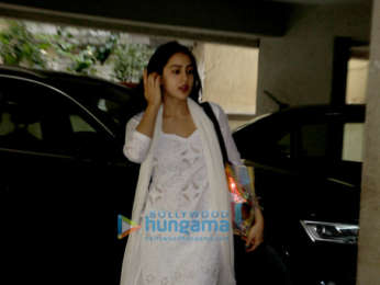 Sushant Singh Rajput and Sara Ali Khan spotted at Abhishek Kapoor's office