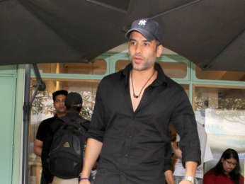 Tusshar Kapoor snapped with friends at The Kitchen Garden in Bandra