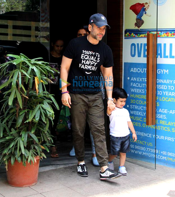 Tusshar Kapoor spotted at Laksshya Kapoor’s playschool Tusshar Kapoor spotted at Laksshya Kapoor’s playschool