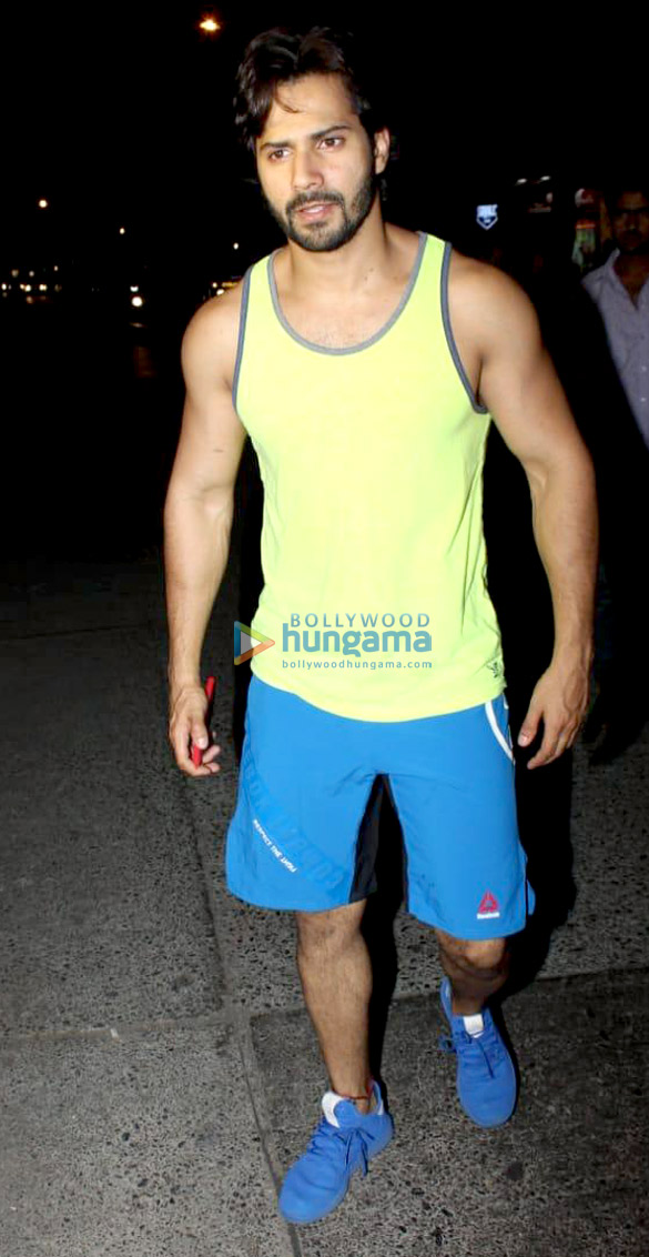 varun dhawan and prashant sawant snapped at body sculptor gym 3