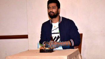 Vicky Kaushal snapped celebrating his birthday