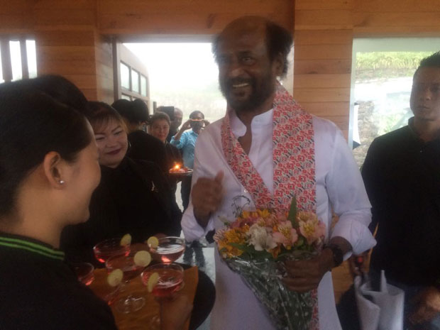 REVEALED: Before the release of Kaala, Rajinikanth took off to shoot Kartik Subbaraj’s film in Darjeeling REVEALED: Before the release of Kaala, Rajinikanth took off to shoot Kartik Subbaraj’s film in Darjeeling