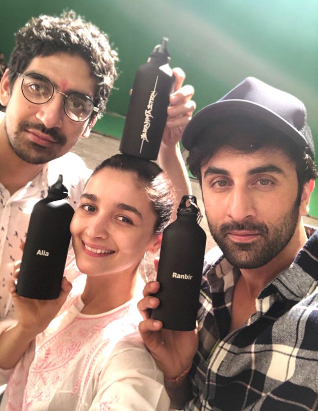 After Varun Dhawan and Kangana Ranaut, Brahmastra duo Alia Bhatt and Ranbir Kapoor celebrate World Environment Day After Varun Dhawan and Kangana Ranaut, Brahmastra duo Alia Bhatt and Ranbir Kapoor celebrate World Environment Day