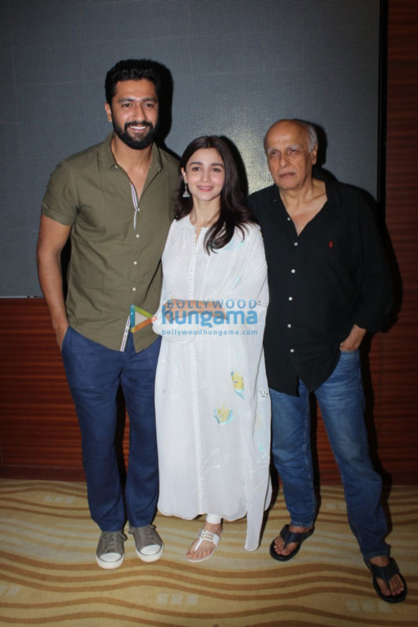 alia bhatt vicky kaushal mahesh bhatt snapped at a special screening of raazi for ngo kids 1