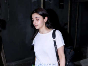 Alia Bhatt snapped outside Kromakay salon in Juhu