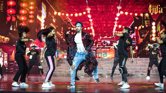 arjun kapoor kriti sanon and others snapped at iifa 2018 rehearsals 7