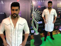 IIFA Rocks 2018: Arjun Kapoor gives us those Namaste England feels with his monochrome affair!