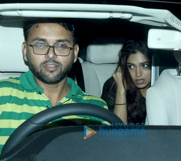 bhumi pednekar snapped at farmers cafe in bandra 3