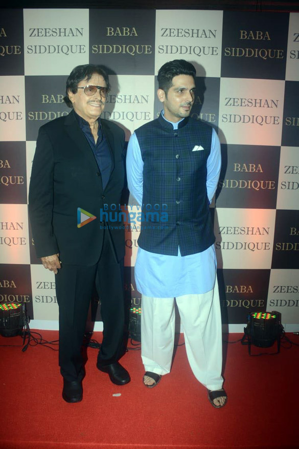 celebs grace baba siddiques iftar party4 2