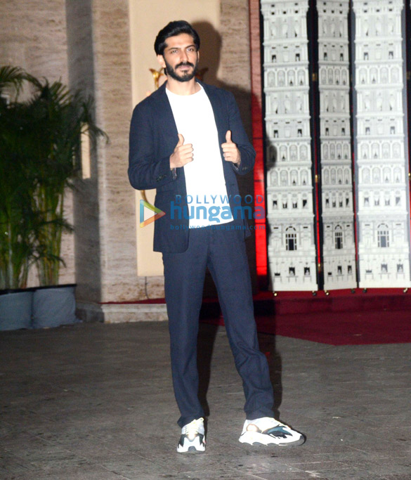 celebs grace natasha poonawalla bash for sonam kapoor ahuja 7