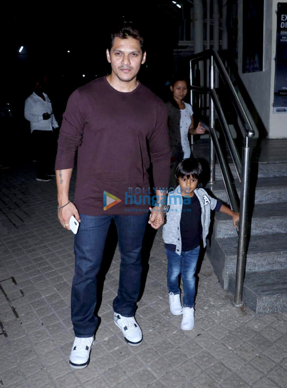 celebs grace the special screening of race 3 26