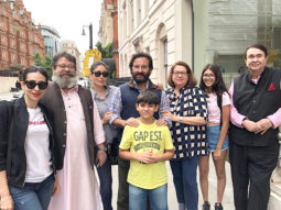 Check out! Saif Ali Khan and Kareena Kapoor get together with the entire Kapoor clan in London