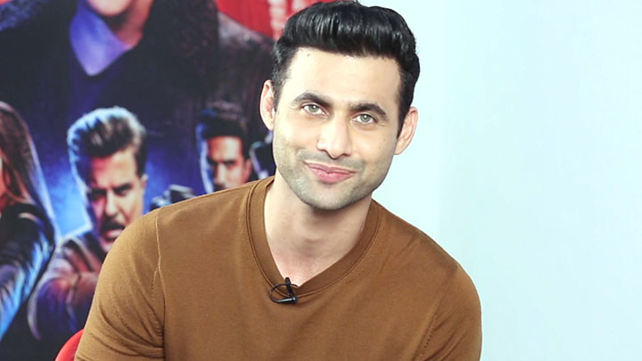 Freddy DaruwaIa: “I would run away from Akshay & Salman because…” | RAPID FIRE | Race 3 Freddy DaruwaIa: “I would run away from Akshay & Salman because…” | RAPID FIRE | Race 3