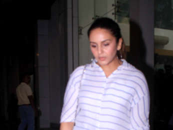 Huma Qureshi spotted at Siddhrth Roy Kapoor's office in Khar