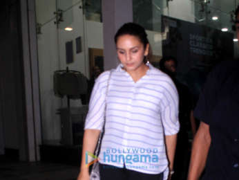 Huma Qureshi spotted at Siddhrth Roy Kapoor's office in Khar