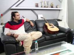 Humnava Mere Unplugged by Jubin Nautiyal is pure MAGIC!!! Check out…