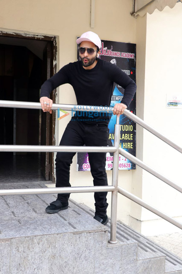 jackky bhagnani spotted at pvr juhu 3