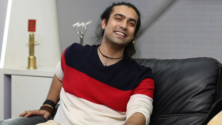 Jubin Nautiyal dedicates songs to Priyanka Chopra, Ranbir Kapoor, Hrithik Roshan Jubin Nautiyal dedicates songs to Priyanka Chopra, Ranbir Kapoor, Hrithik Roshan