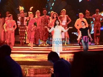 Kareena Kapoor Khan, Madhuri Dixit, and Jacquline Fernandez snapped at dance rehearsal for Femina Miss India