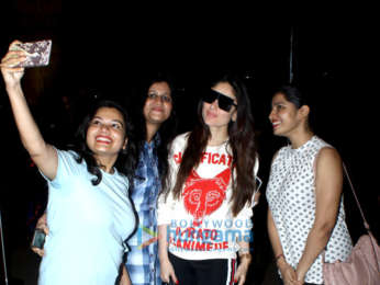 Kareena Kapoor Khan snapped at the airport