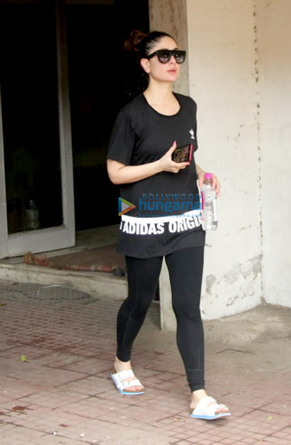 kareena kapoor khan snapped at the gym 4 7