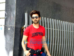 Kartik Aaryan spotted at gym in Bandra