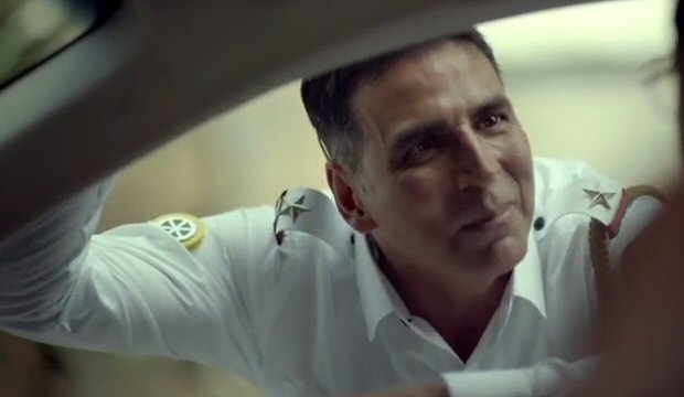 MUST WATCH: Akshay Kumar turns traffic cop for road safety campaign