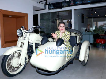 Manisha Koirala snapped promoting Sanju at Rajkumar Hirani's office