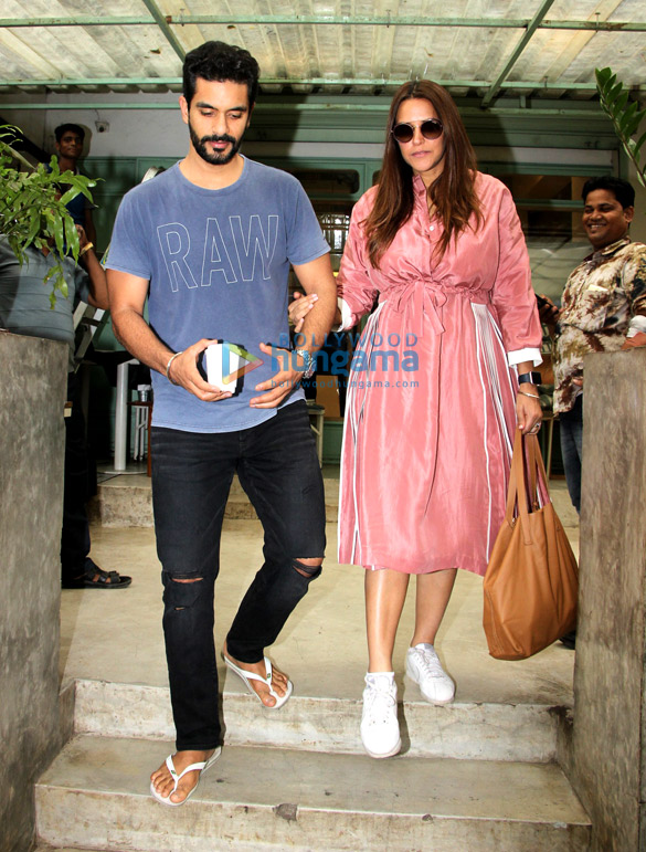 neha dhupia snapped with hubby angad bedi at kitchen garden in bandra 2