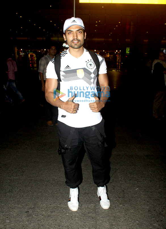 nora fatehi malaika arora evelyn sharma and others snapped at the airport 3