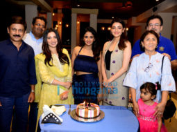 Kajal Aggarwal snapped celebrating Parul Yadav’s birthday on sets of Queen