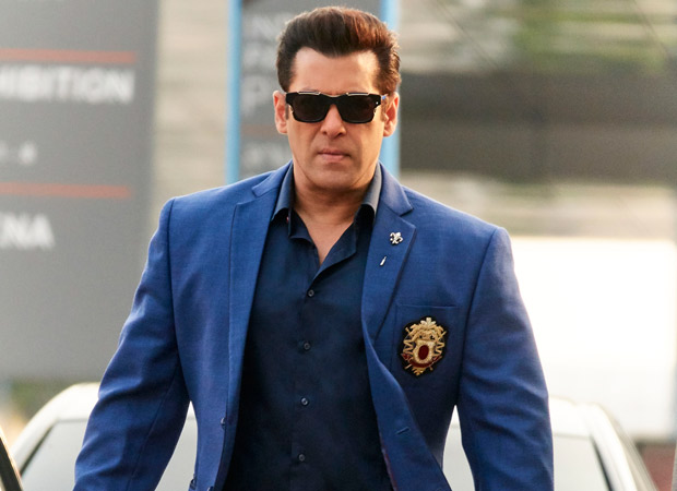 Box Office: Race 3 set for a huge drop on Tuesday; to end Day 5 with approx. Rs. 10 cr. Race 3 set for a huge drop on Tuesday; to end Day 5 with approx. Rs. 10 cr.