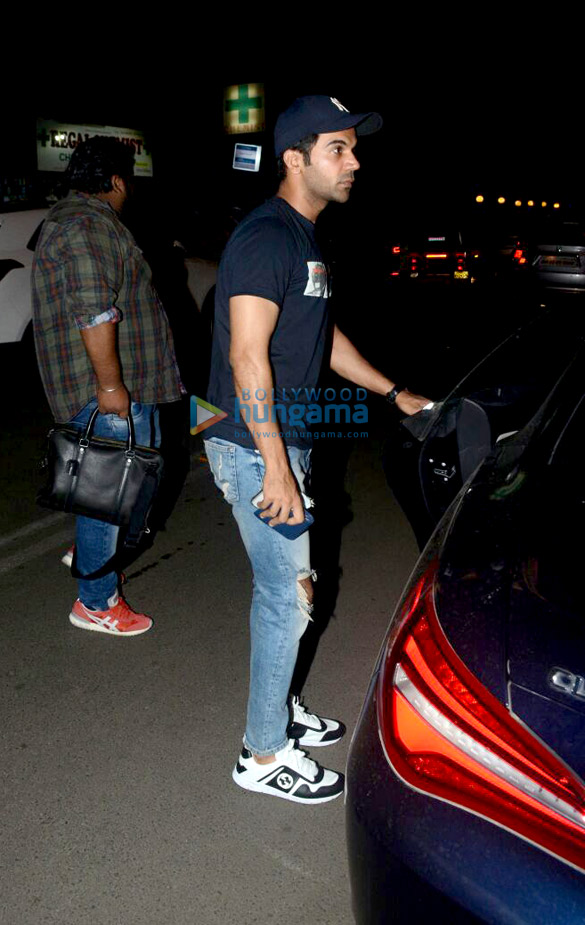 rajkummar rao and patralekha with sister spotted at farmers cafe bandra 1