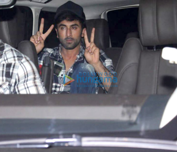 ranbir kapoor and alia bhatt snapped at mehboob studio in bandra 5