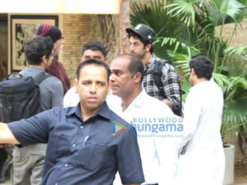 Ranbir Kapoor and Alia Bhatt spotted at Amitabh Bachchan's house in Juhu