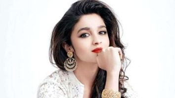 Ranbir Kapoor’s folks shower LOVE on girlfriend Alia Bhatt; sister Riddhima gifts her a stunning piece of jewellery