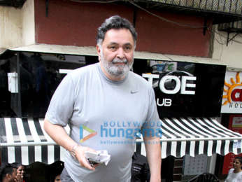 Rishi Kapoor snapped at Tip and Toe salon in Bandra