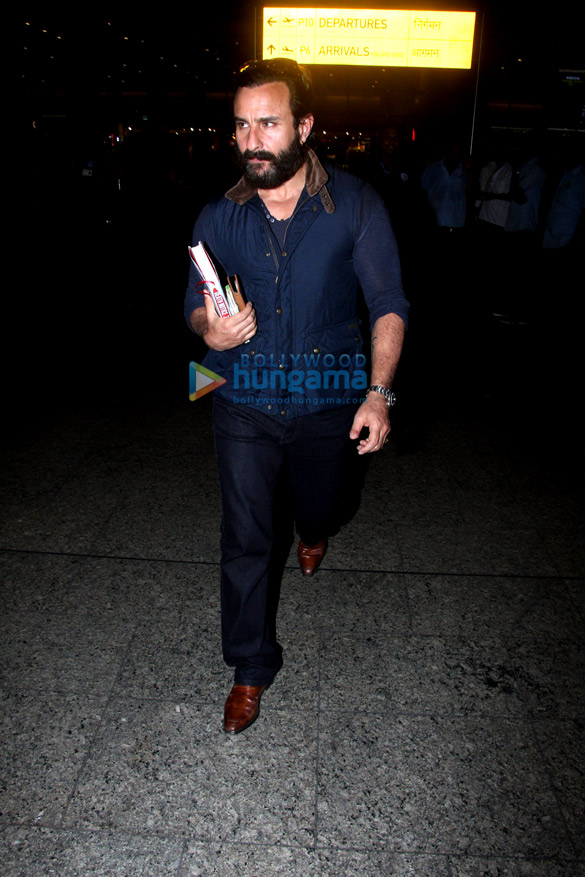 Saif Ali Khan, Nawazuddin Siddiqui, Richa Chadda and others snapped at the airport Saif Ali Khan, Nawazuddin Siddiqui, Richa Chadda and others snapped at the airport